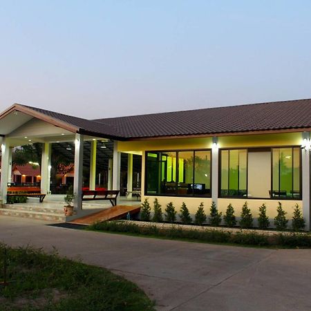 Hotel Bansuansiriwat Ban Tak Exterior foto
